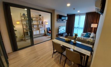 Condo en alquiler y en venta de 2 habitaciones en Watthana, Bangkok