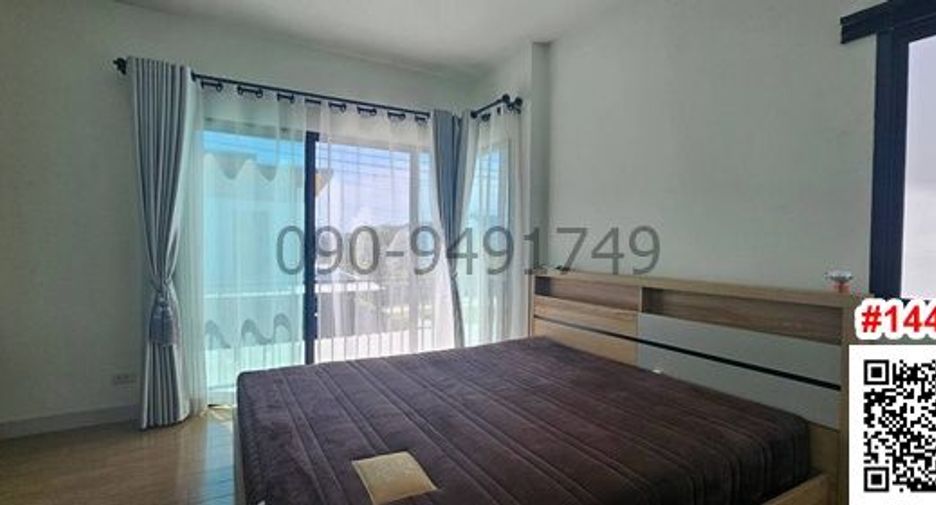 For rent 2 bedrooms townhouse in Phan Thong, Chonburi