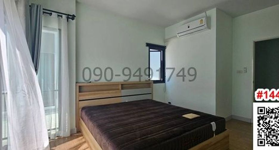 For rent 2 bedrooms townhouse in Phan Thong, Chonburi