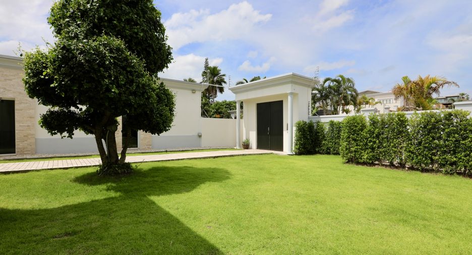 For sale 4 bed house in Bang Lamung, Chonburi