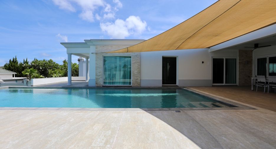 For sale 4 bed house in Bang Lamung, Chonburi