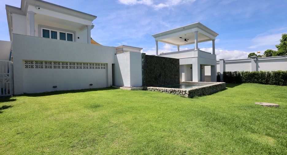 For sale 4 bed house in Bang Lamung, Chonburi