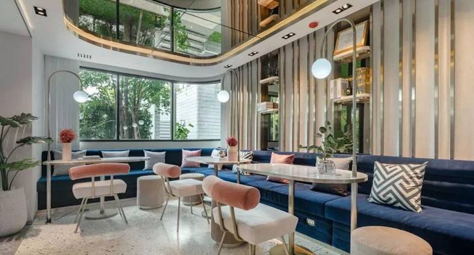 For sale 1 bed condo in Phra Khanong, Bangkok