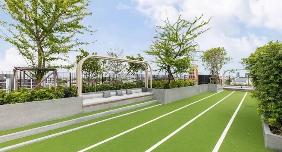 For sale 1 bed condo in Phra Khanong, Bangkok
