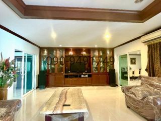 For rent 3 bedrooms house in Thawi Watthana, Bangkok