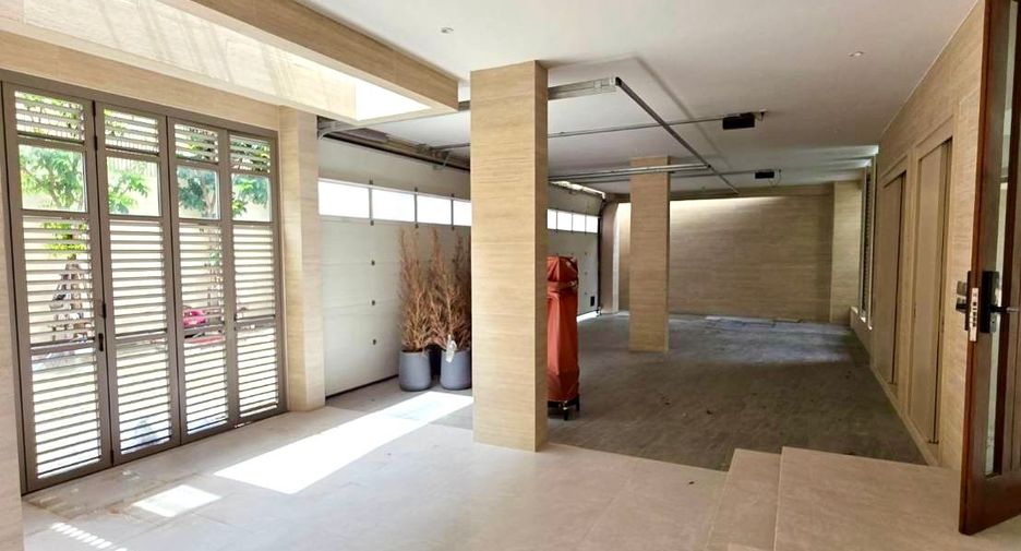 出售 4 卧室 独立屋 在 Bang Kho Laem, 曼谷