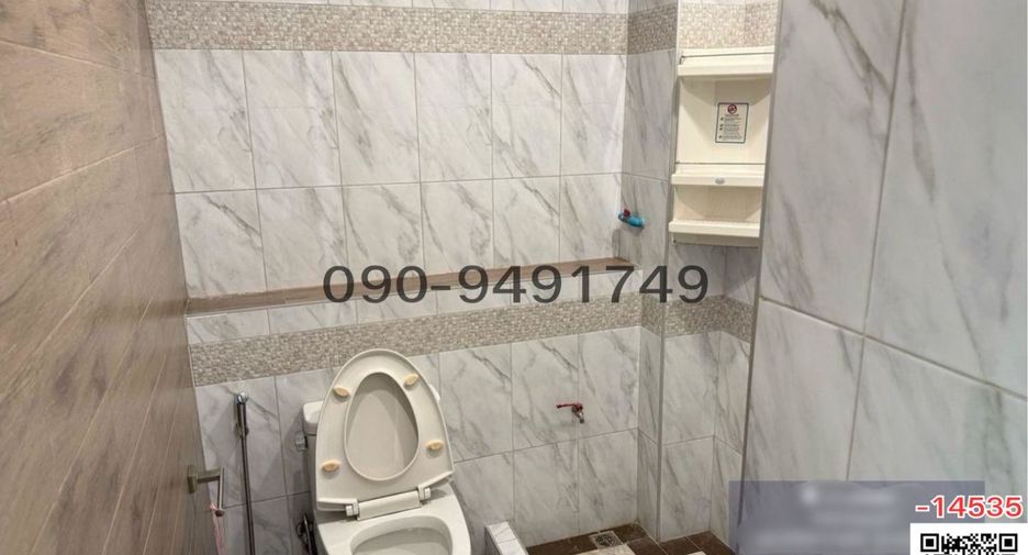 For rent 2 bedrooms retail Space in Khan Na Yao, Bangkok