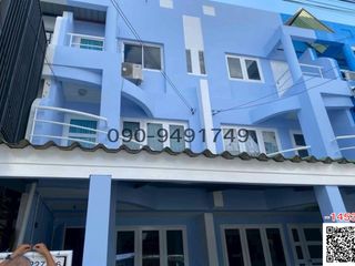 For Rent 4 Bedroom Townhouse In Bang Khen, Bangkok