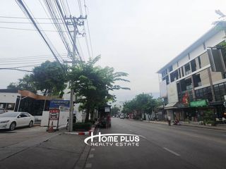 For sale 4 bedrooms townhouse in Lat Phrao, Bangkok