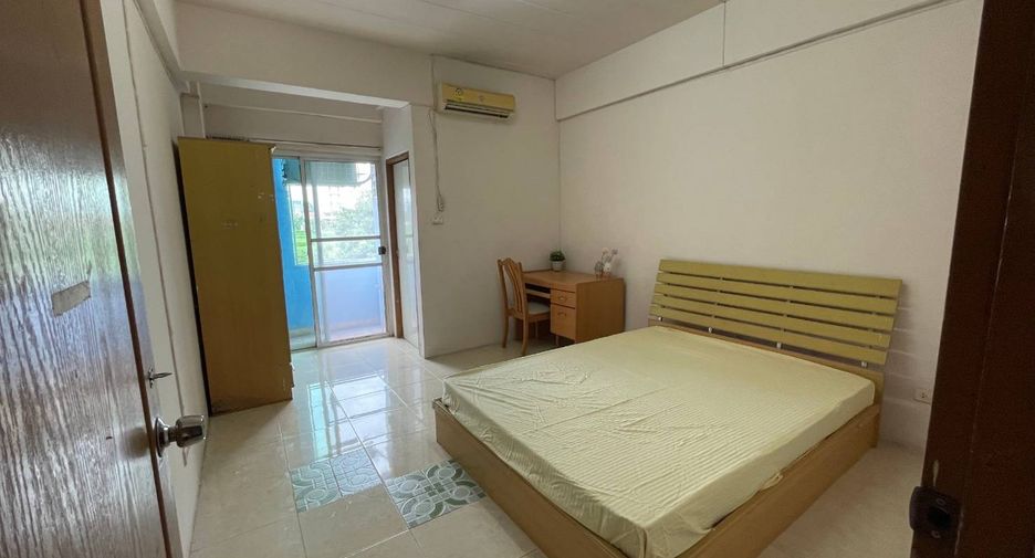 For sale 196 bedrooms apartment in Ongkharak, Nakhon Nayok