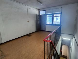For sale 3 bed retail Space in Din Daeng, Bangkok