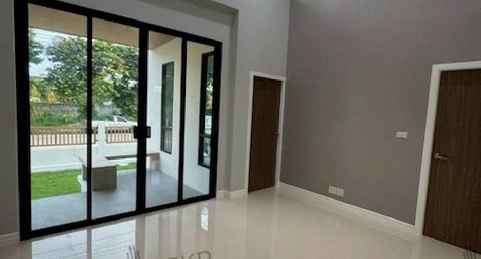 For sale 3 ベッドルーム house in Ban Khai, Rayong