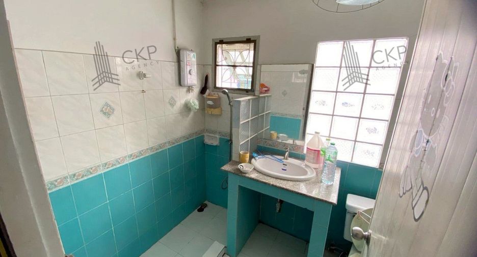 For sale 3 bedrooms townhouse in Lam Luk Ka, Pathum Thani