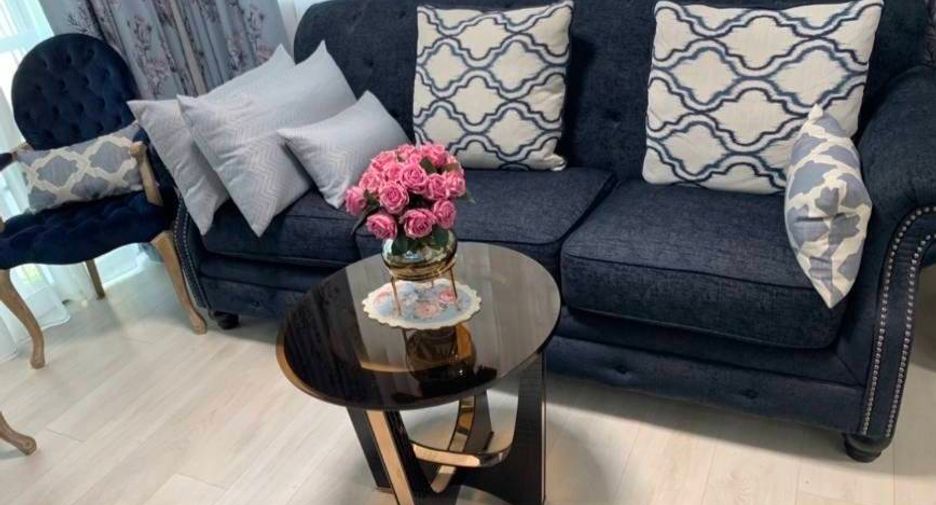 出售 4 卧室 独立屋 在 Saphan Sung, 曼谷