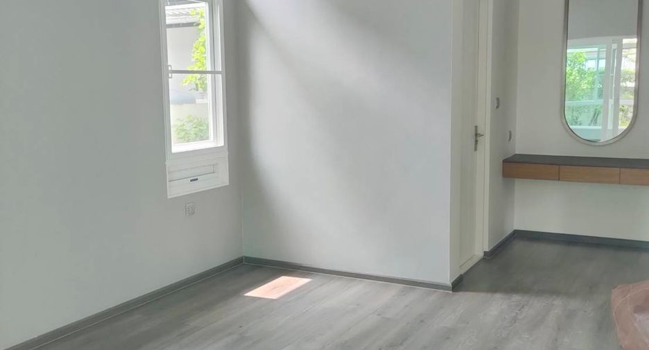 For sale 4 bedrooms house in Bang Khae, Bangkok