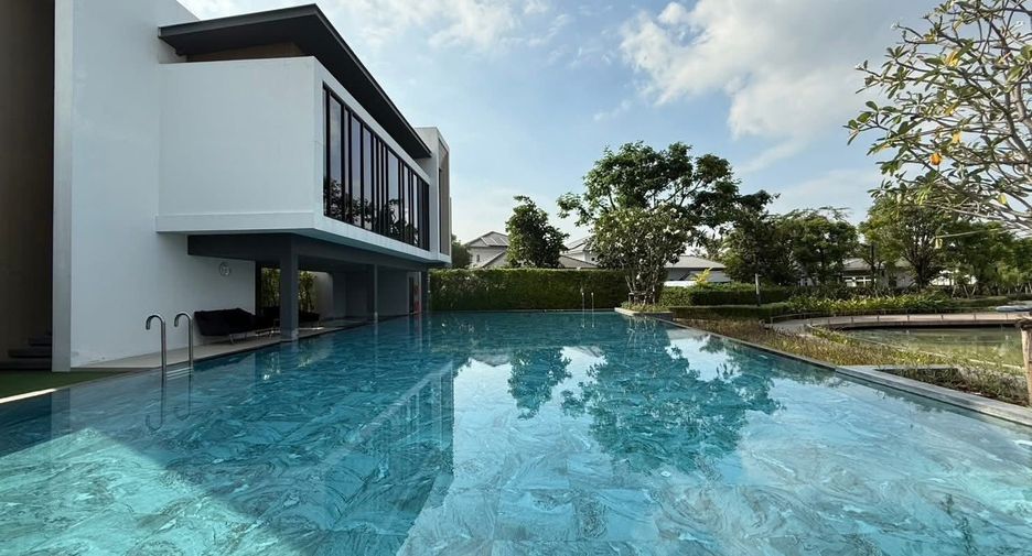 For sale 4 bedrooms house in Bang Khae, Bangkok
