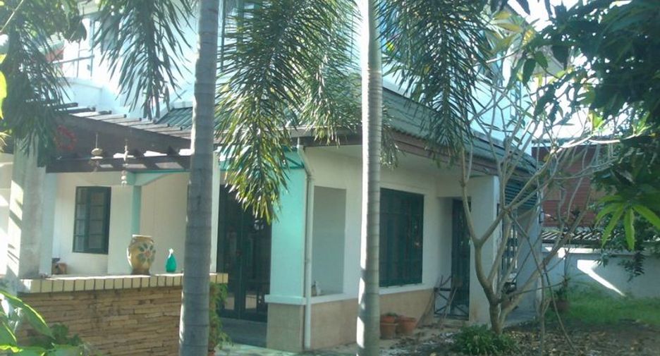 For sale 4 bedrooms house in Bang Bua Thong, Nonthaburi
