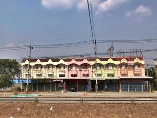 For sale 1 Beds retail Space in Mueang Tak, Tak