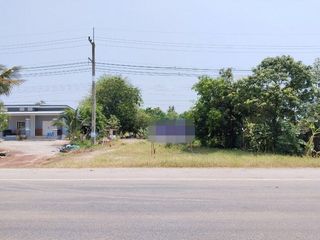 For sale land in Khlong Lan, Kamphaeng Phet