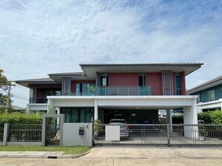Casa en venta de 4 habitaciones en Pak Kret, Nonthaburi