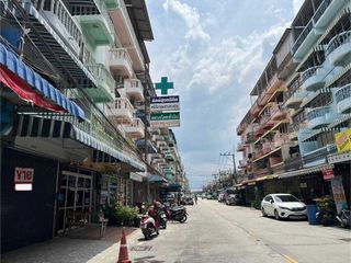 For sale 4 bed retail Space in Khlong Luang, Pathum Thani