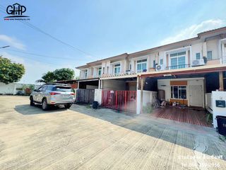 For sale 2 bed townhouse in Lat Lum Kaeo, Pathum Thani