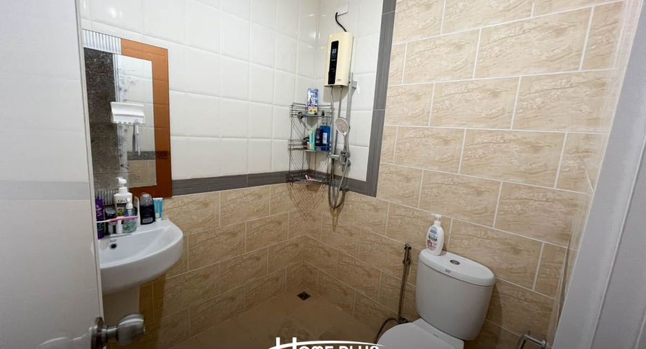 À vendre 3 chambres maison de ville à Mueang Samut Prakan, Samut Prakan