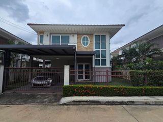For sale 4 Beds house in Thanyaburi, Pathum Thani