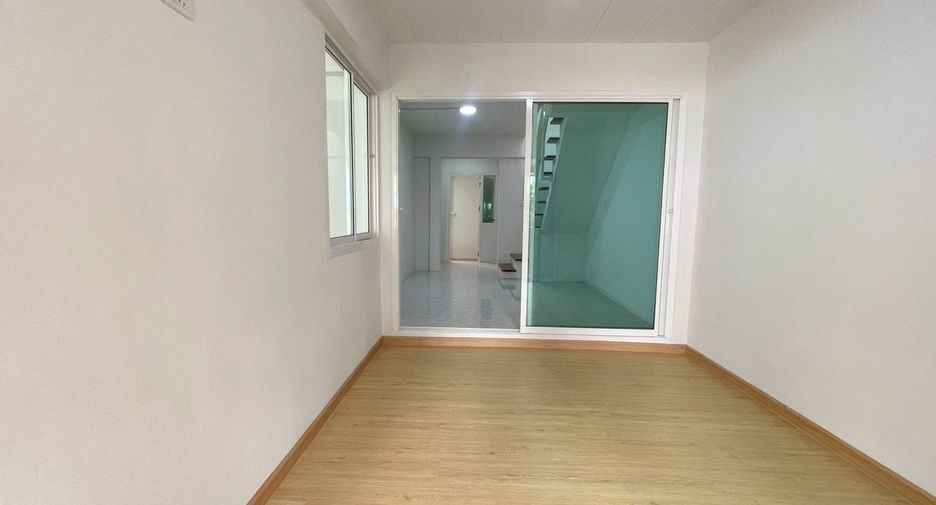 For sale 2 bedrooms house in San Kamphaeng, Chiang Mai