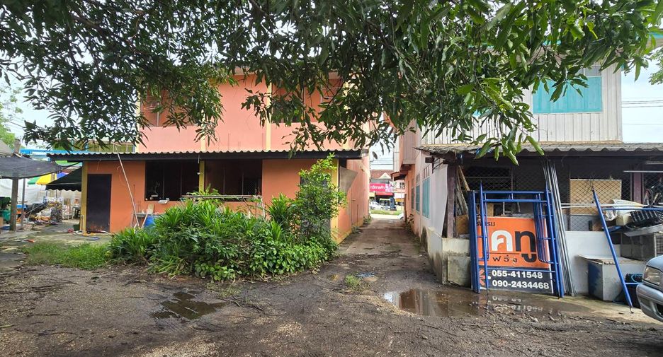 For rent and for sale 4 bed retail Space in Mueang Uttaradit, Uttaradit
