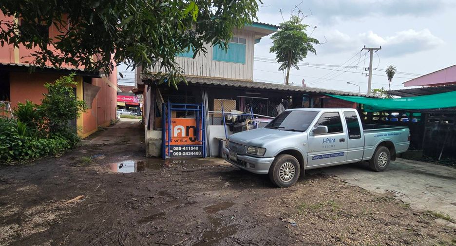 For rent and for sale 4 bed retail Space in Mueang Uttaradit, Uttaradit