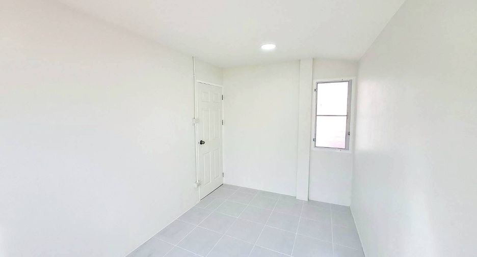 出售 2 卧室 独立屋 在 San Kamphaeng, Chiang Mai