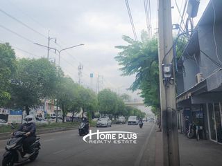 For sale 3 bedrooms retail Space in Bang Sue, Bangkok