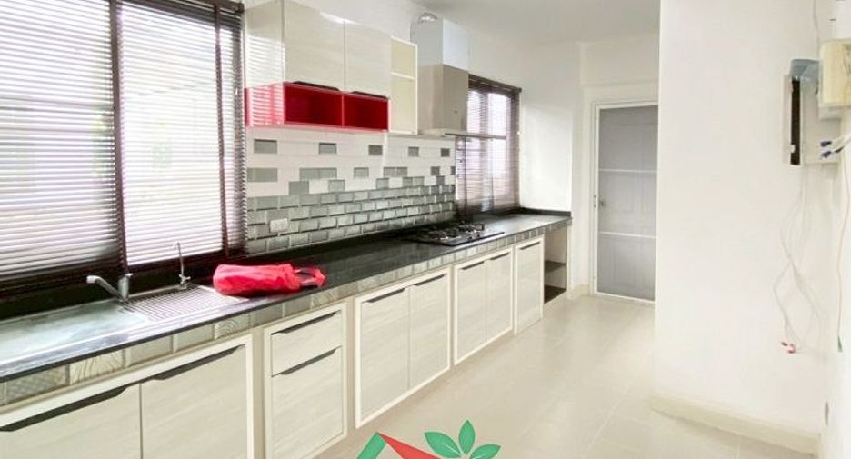 À vendre 4 chambres maison à Mueang Nonthaburi, Nonthaburi