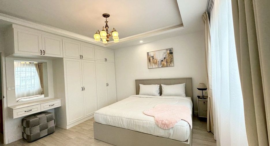For sale 3 bedrooms house in Bang Lamung, Chonburi