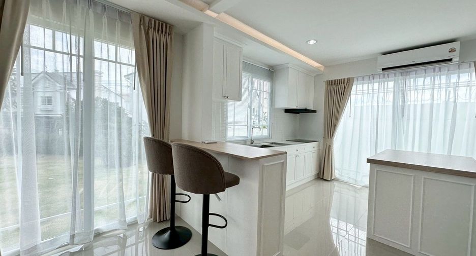 For sale 3 bedrooms house in Bang Lamung, Chonburi