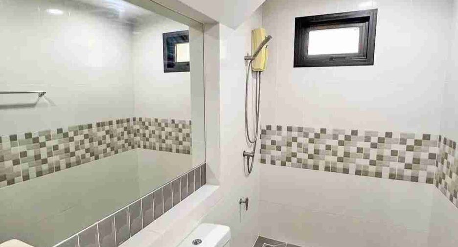 For sale 3 bedrooms house in Lat Lum Kaeo, Pathum Thani