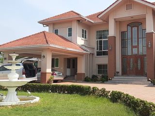 For sale 4 bed house in Khlong Sam Wa, Bangkok