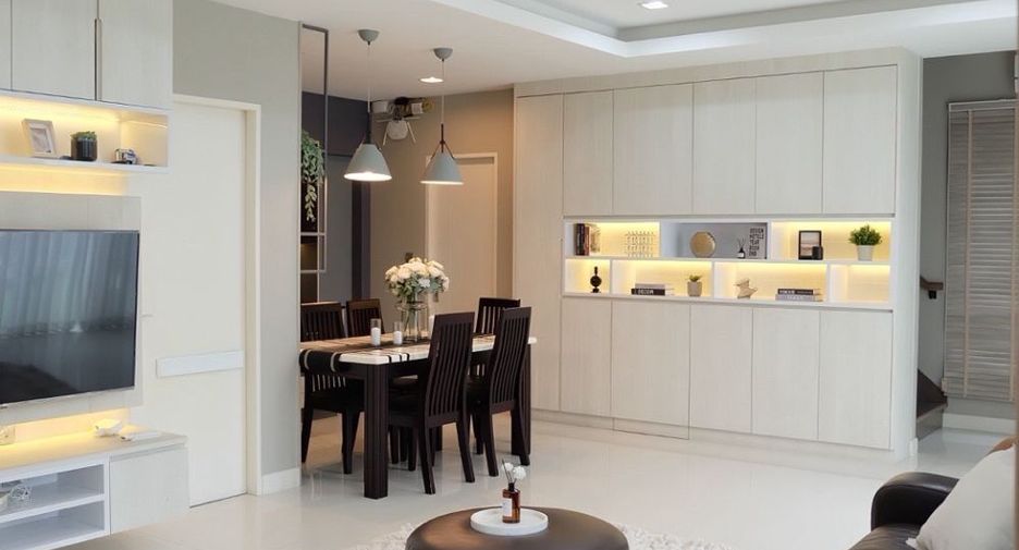 For rent 4 bed house in Bang Phli, Samut Prakan