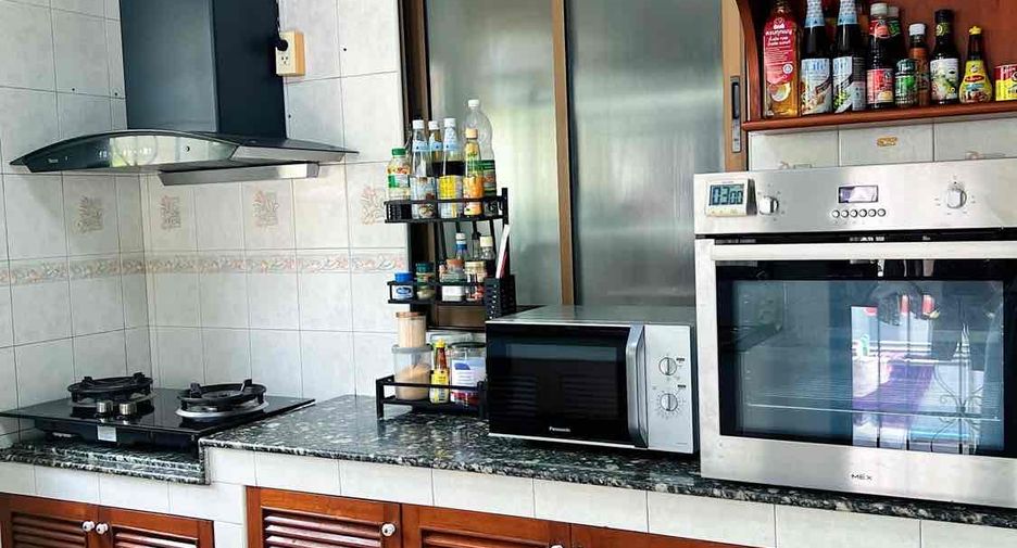 出售 4 卧室 独立屋 在 Mueang Chon Buri, Chon Buri