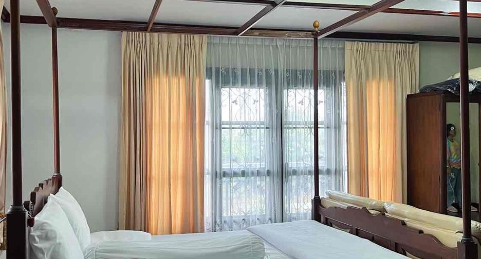 出售 4 卧室 独立屋 在 Mueang Chon Buri, Chon Buri