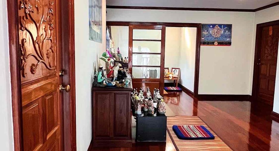 出售 4 卧室 独立屋 在 Mueang Chon Buri, Chon Buri