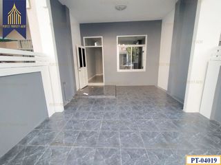For sale 4 bed townhouse in Prawet, Bangkok