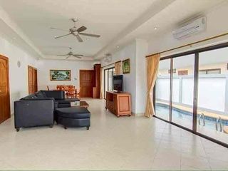 For sale 3 bed villa in Bang Lamung, Chonburi