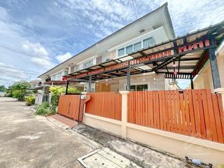 For rent 3 bed townhouse in Si Racha, Chonburi
