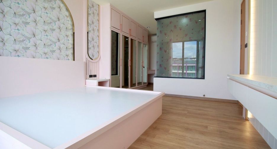 For sale 2 bedrooms condo in Mueang Rayong, Rayong