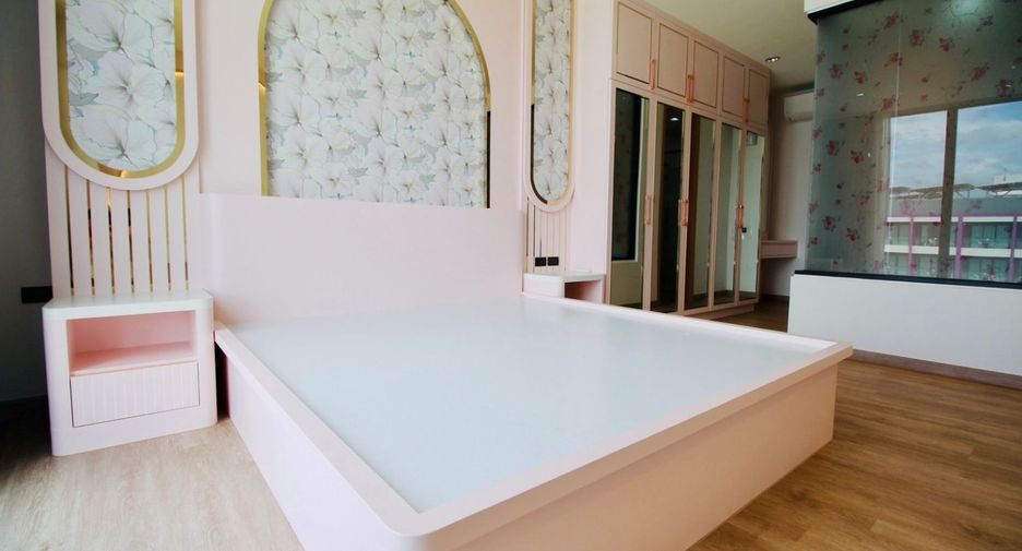 For sale 2 bedrooms condo in Mueang Rayong, Rayong