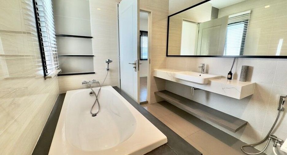 For sale 4 bedrooms house in Bang Kruai, Nonthaburi