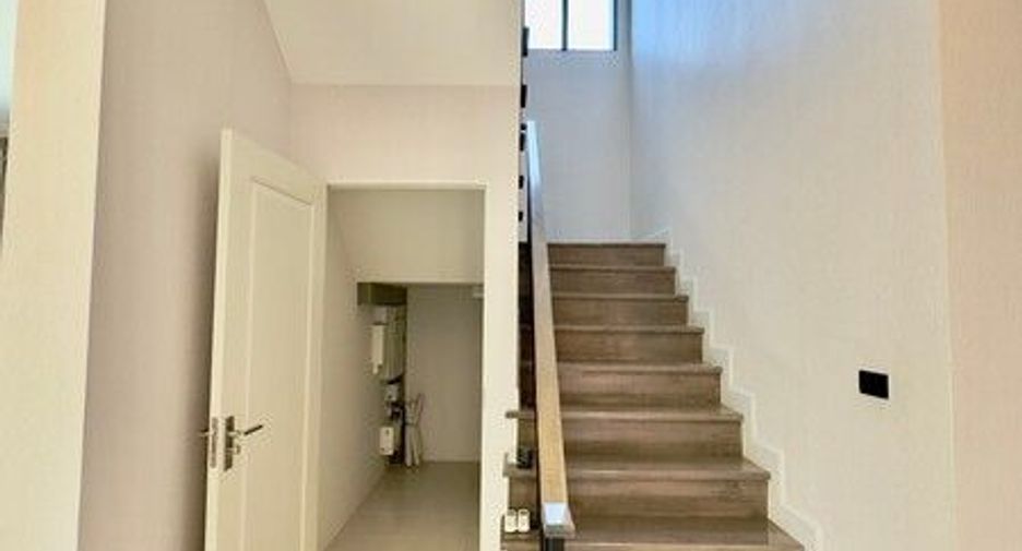 For sale 4 bedrooms house in Bang Kruai, Nonthaburi