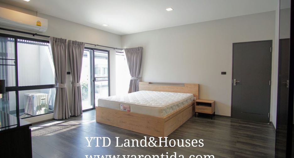 For rent 3 bedrooms townhouse in Bang Phli, Samut Prakan